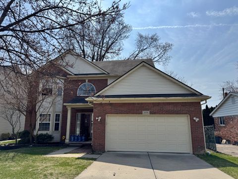 1058 ARTHUR Drive Troy City MI 48083
