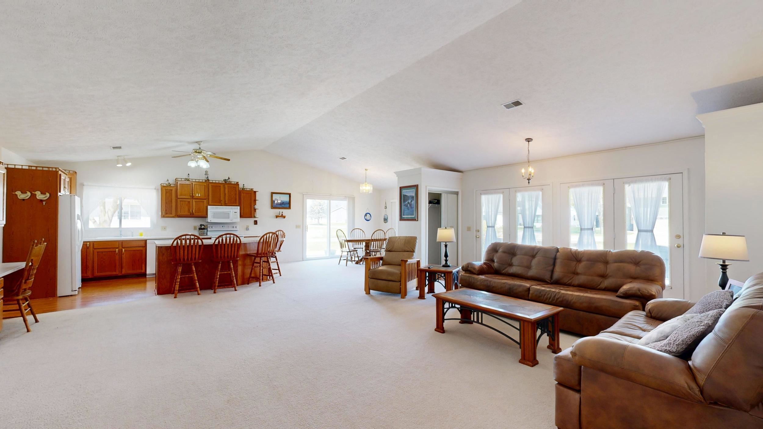 1239 Clubhouse Drive