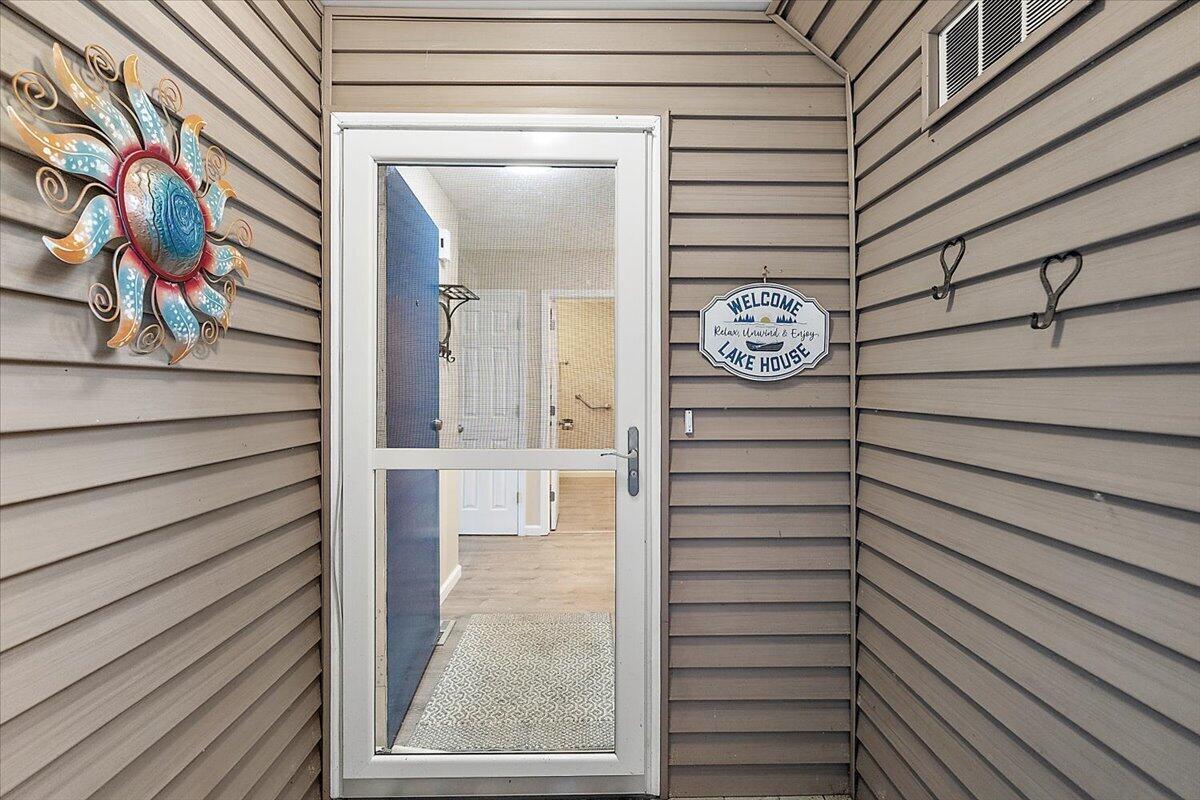 5632 N Watervliet Road 16
