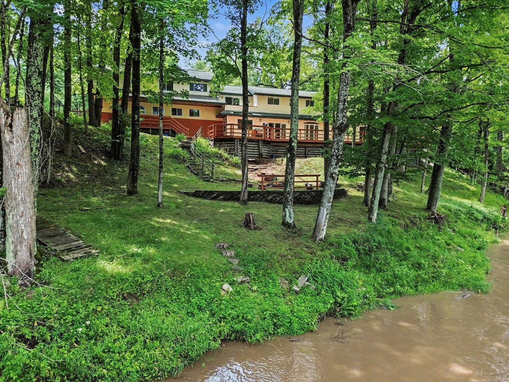 1620 N Michigan Road
