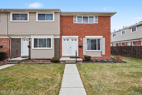 27618 Marcia Avenue Warren City MI 48093