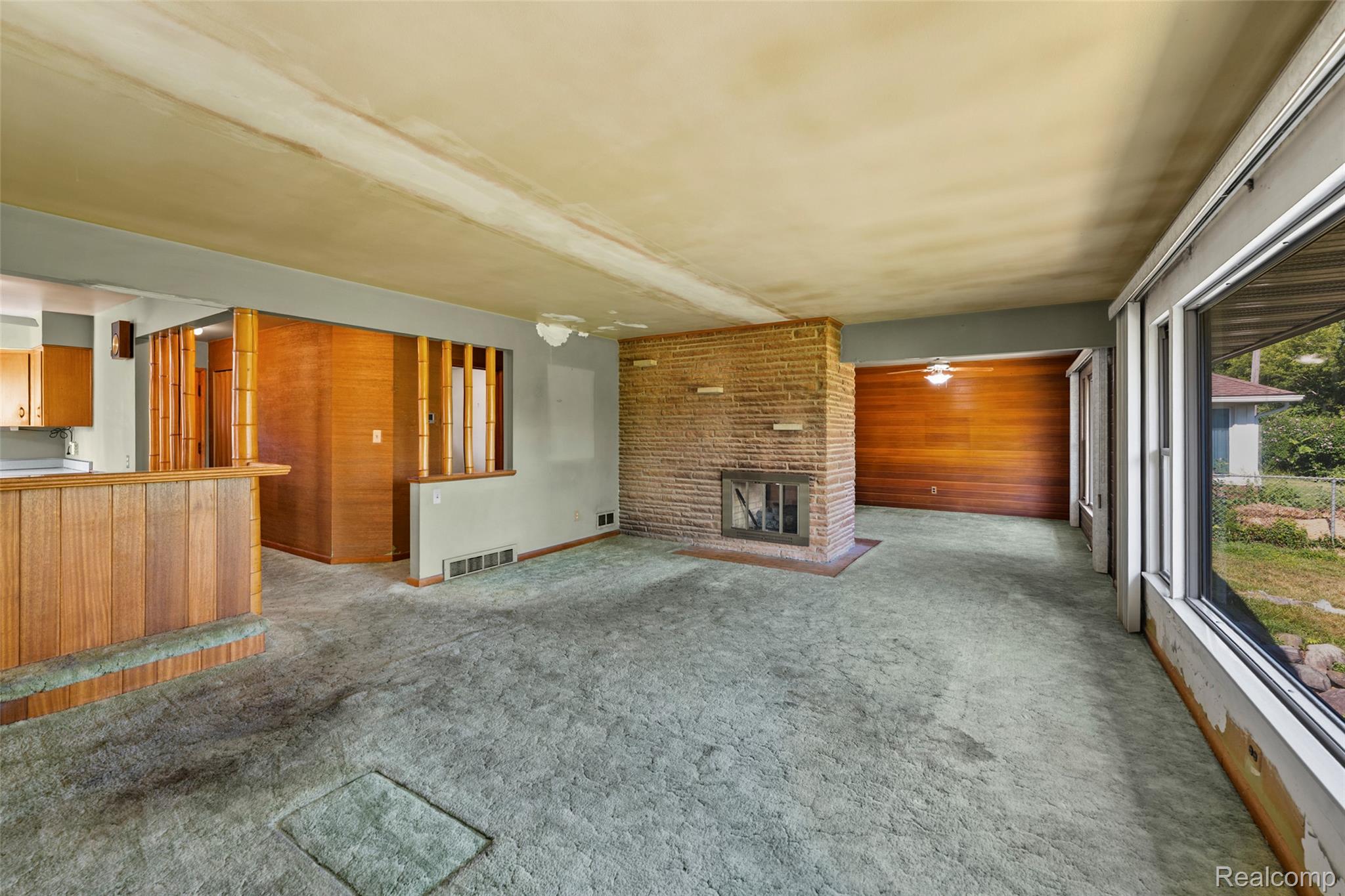 25212 Fairway Drive
