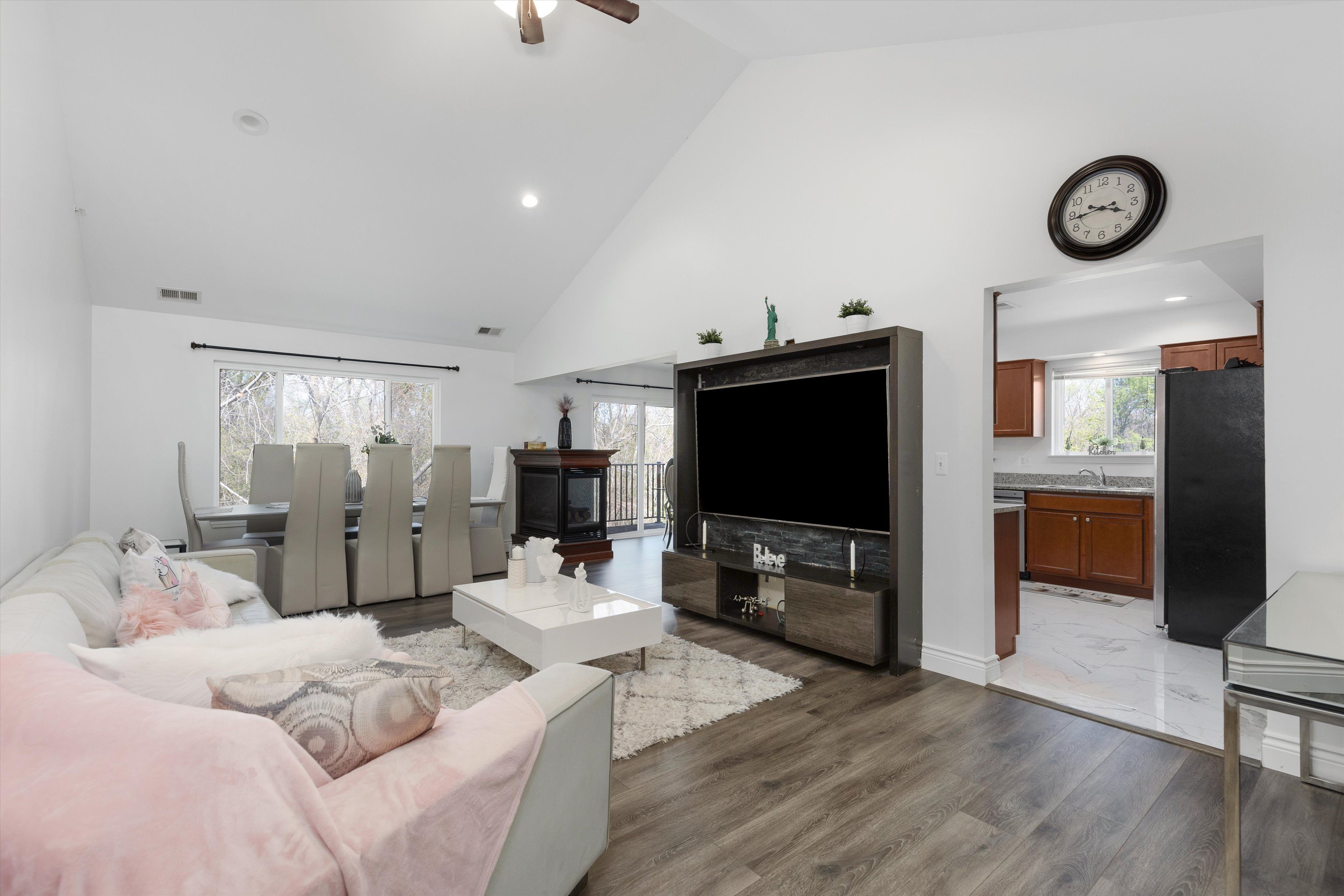 14326 SHADYWOOD Drive