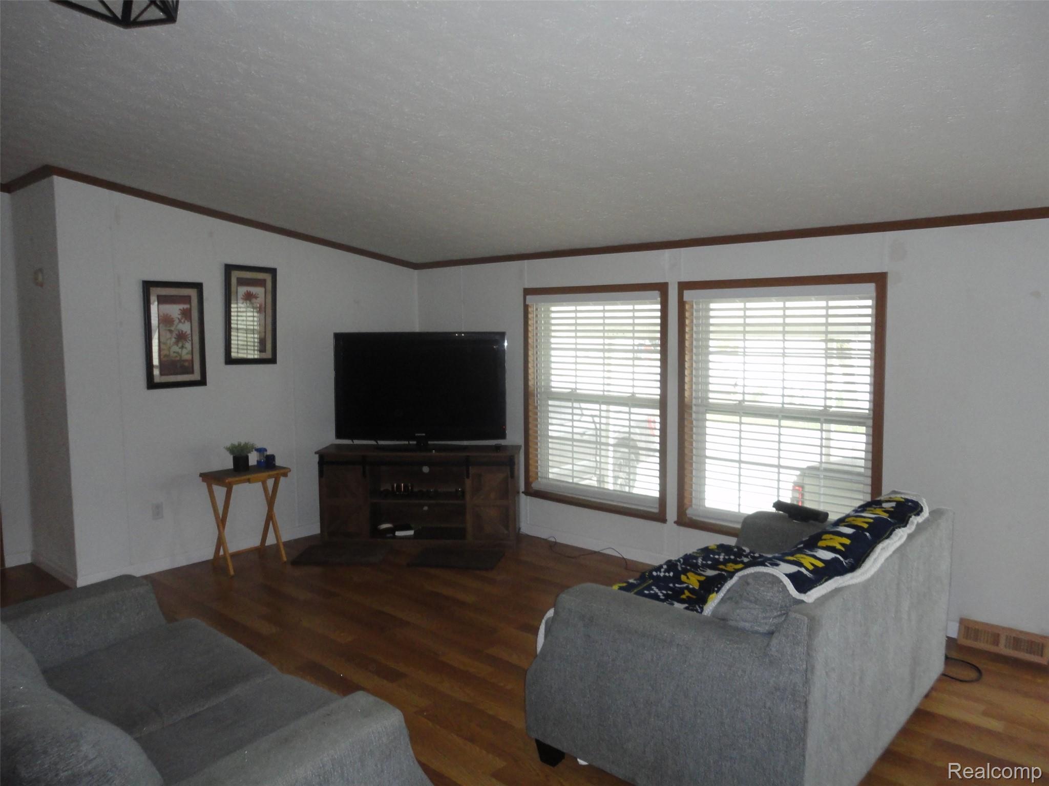 25182 Frontier Circle