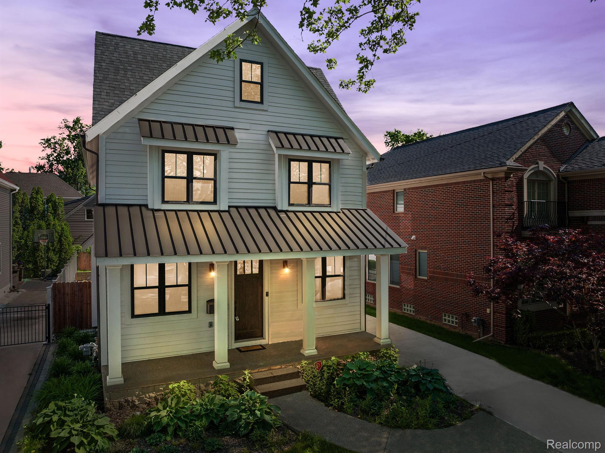 Photo 1 of 54 — 811 Smith Avenue, Birmingham City, MI 48009