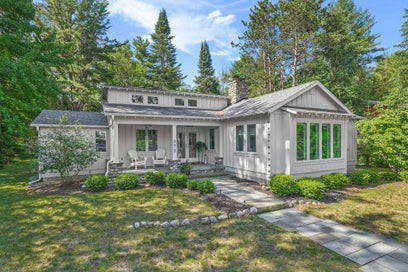372 S Shore Suttons Bay Township MI 49682