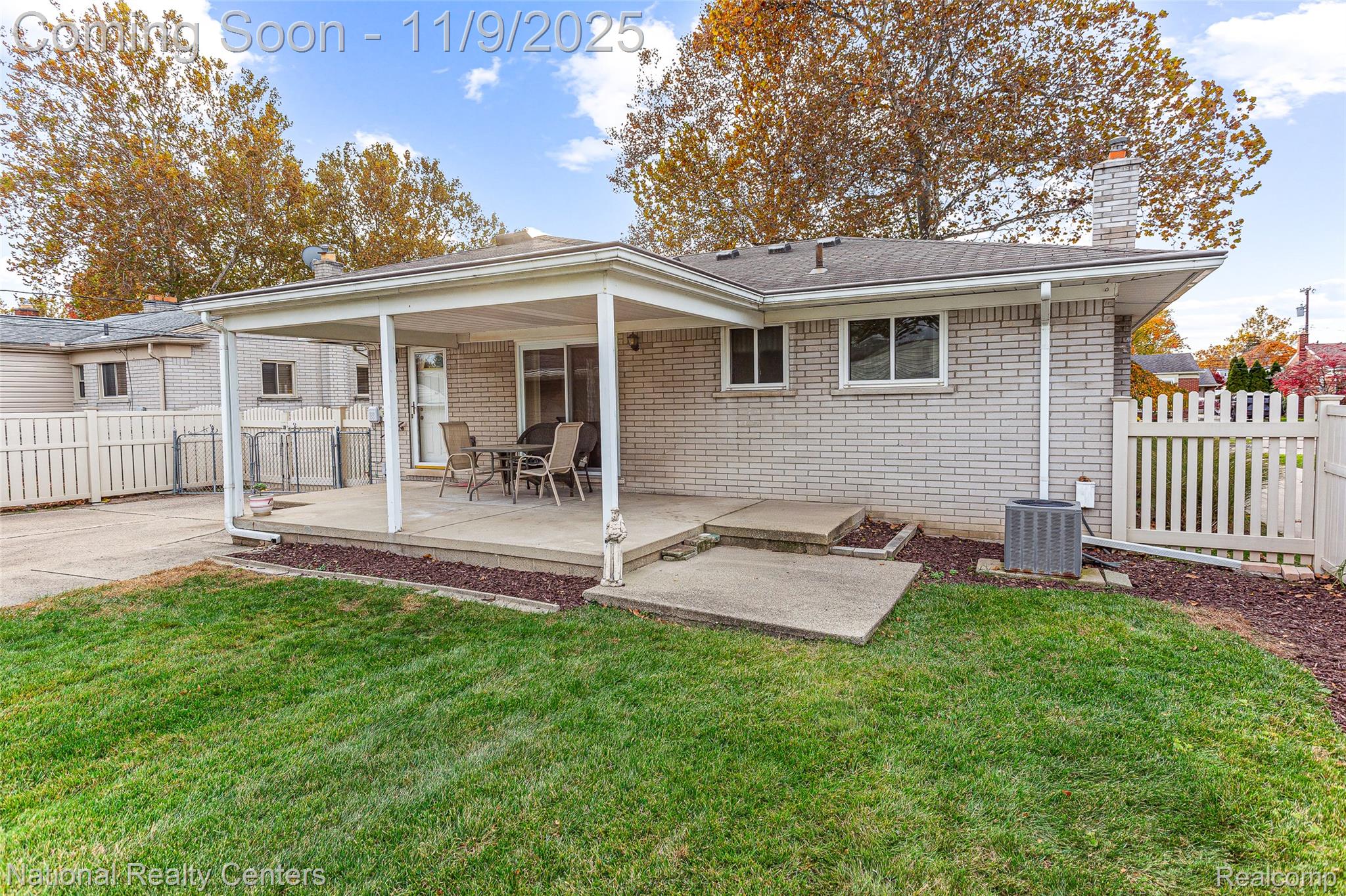 6104 Ardmore Park Circle