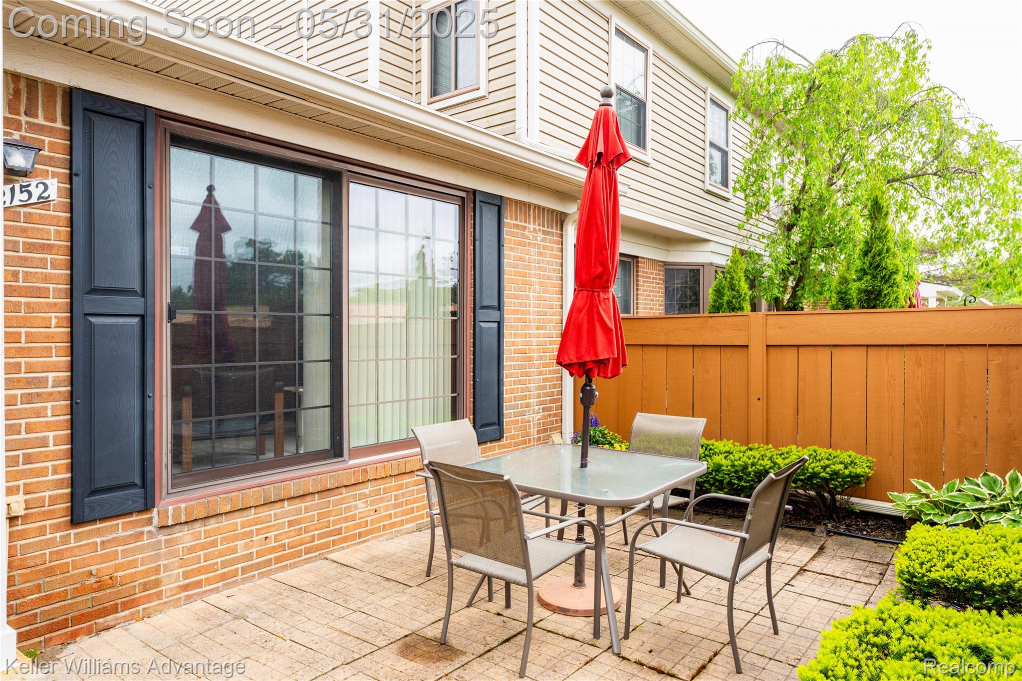 22152 Edgewater