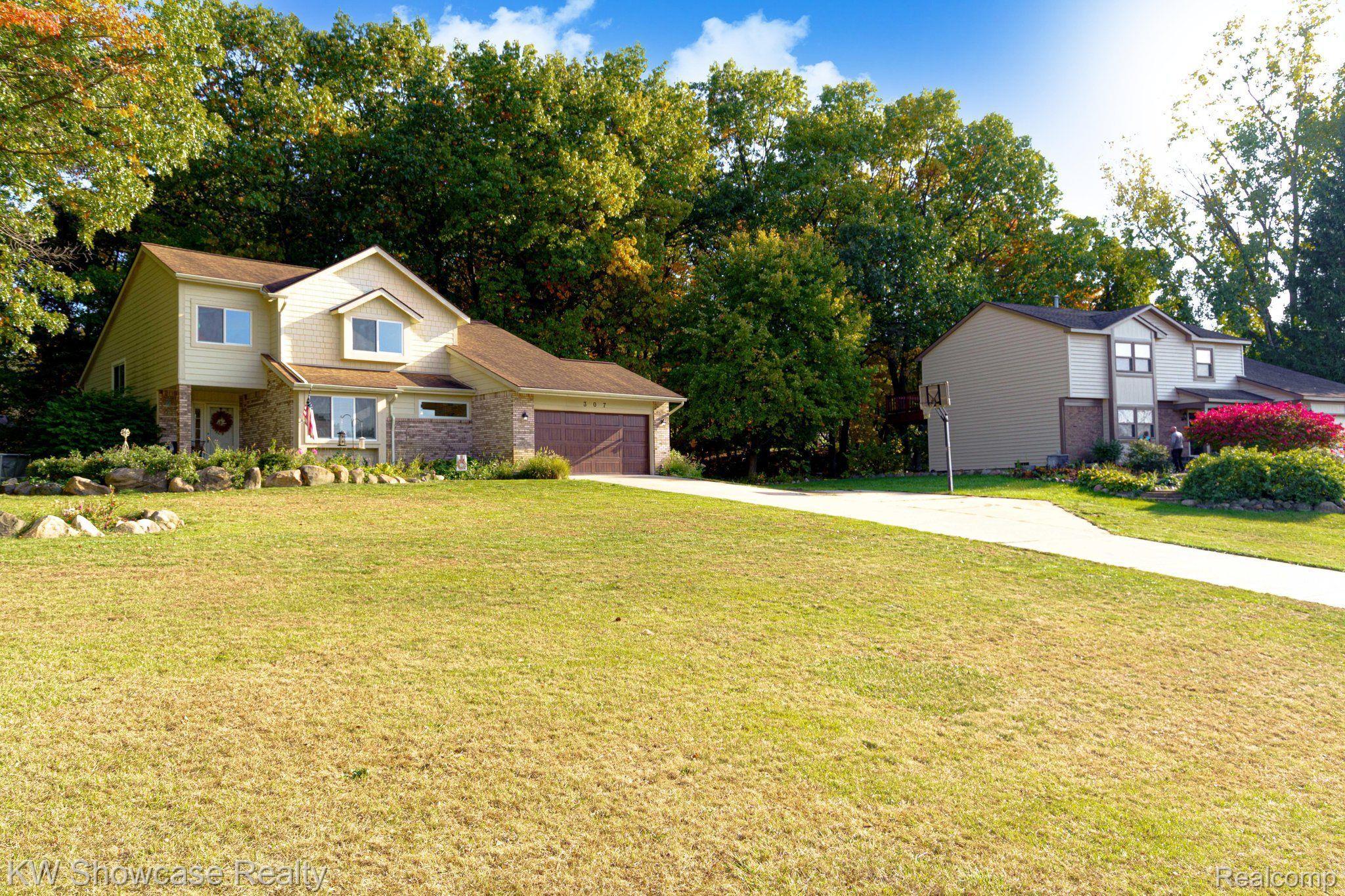 307 ROSARIO Lane
