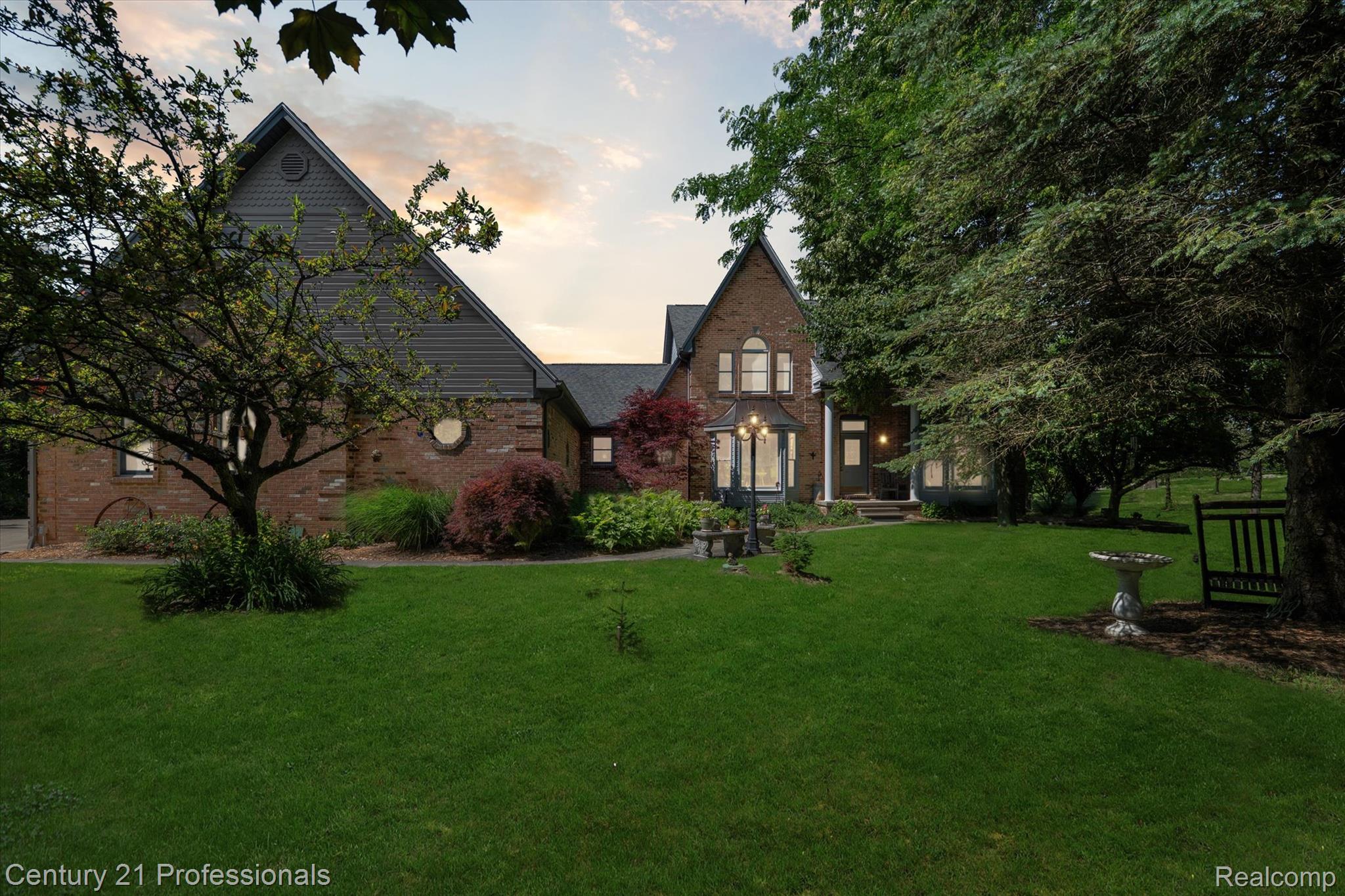 6279 7 Mile Road
