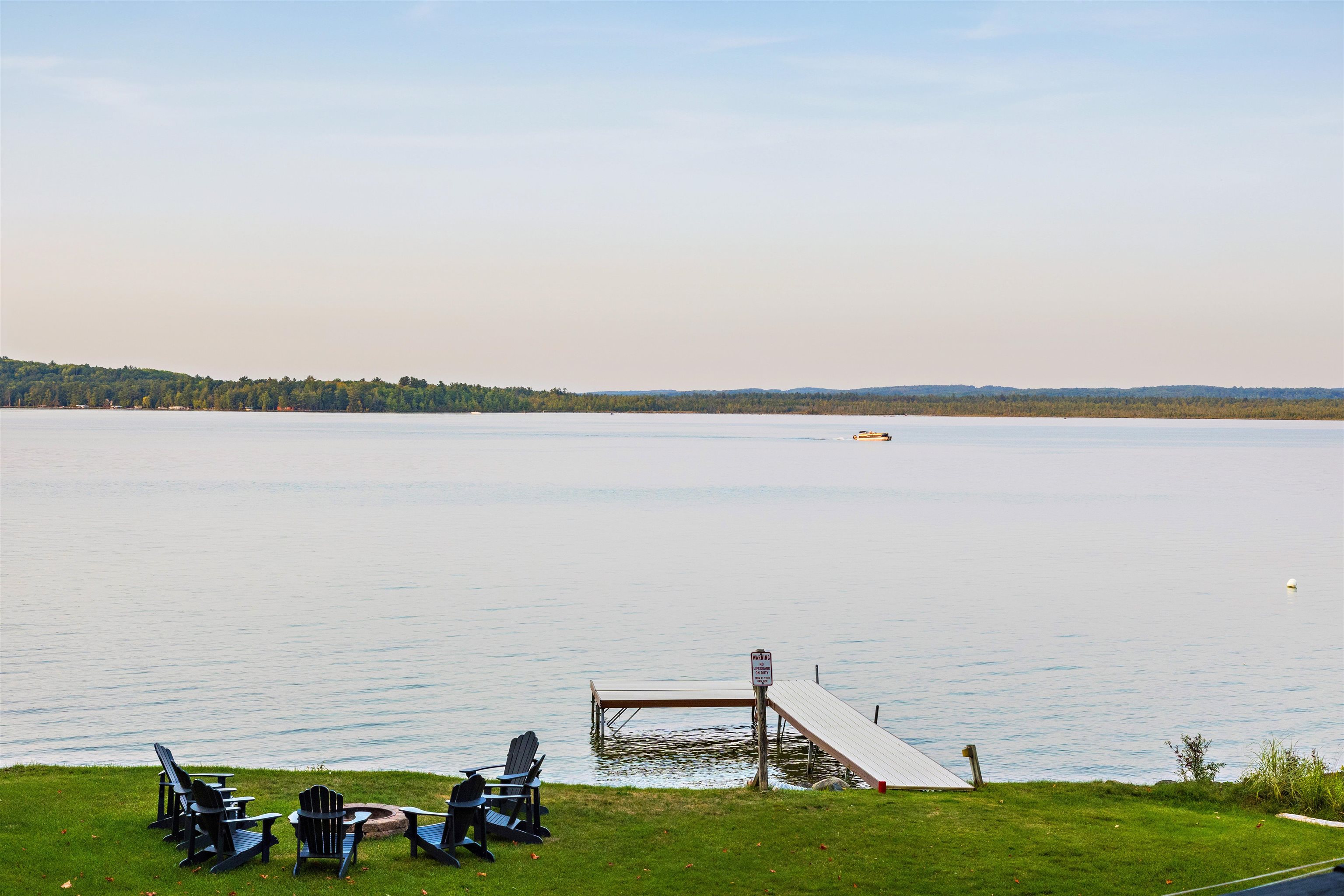 8112 Lakeside Trail