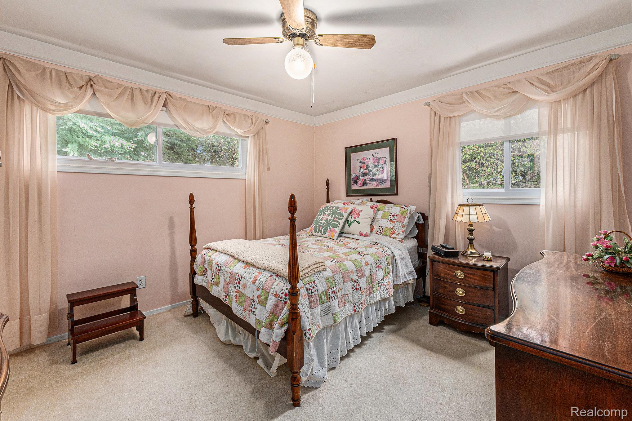 Troy City, Michigan 48085, United States, 3 Bedrooms Bedrooms, ,1 BathroomBathrooms,Residential,Active,191942