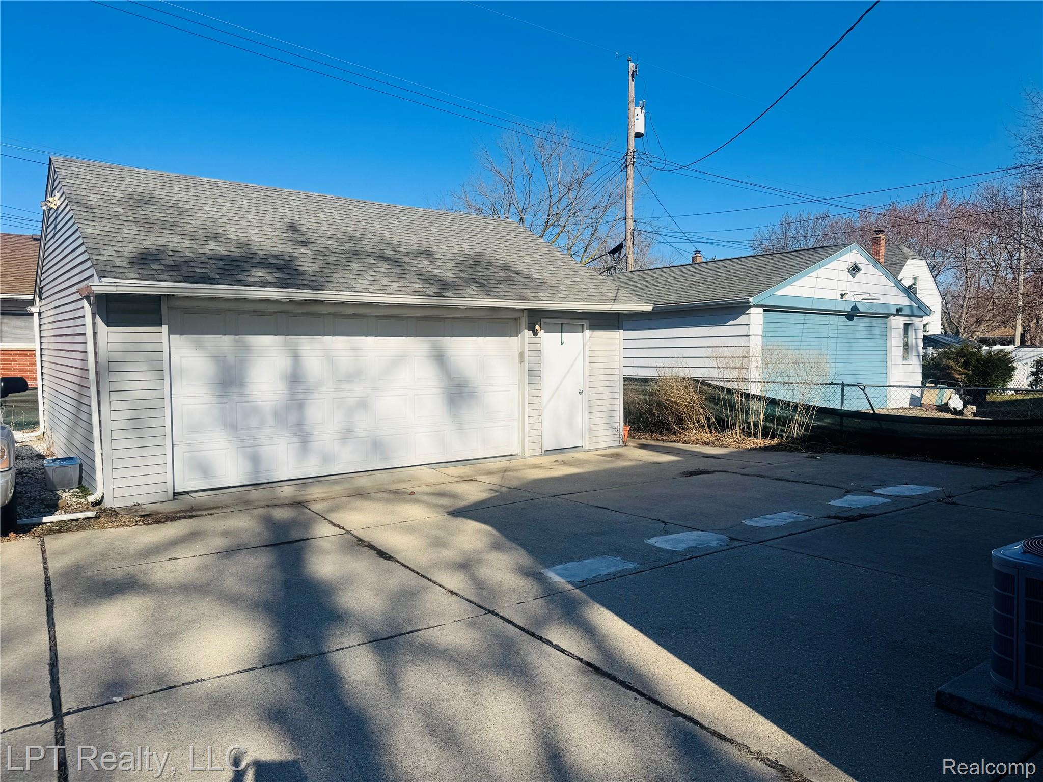 3078 Chandler Avenue