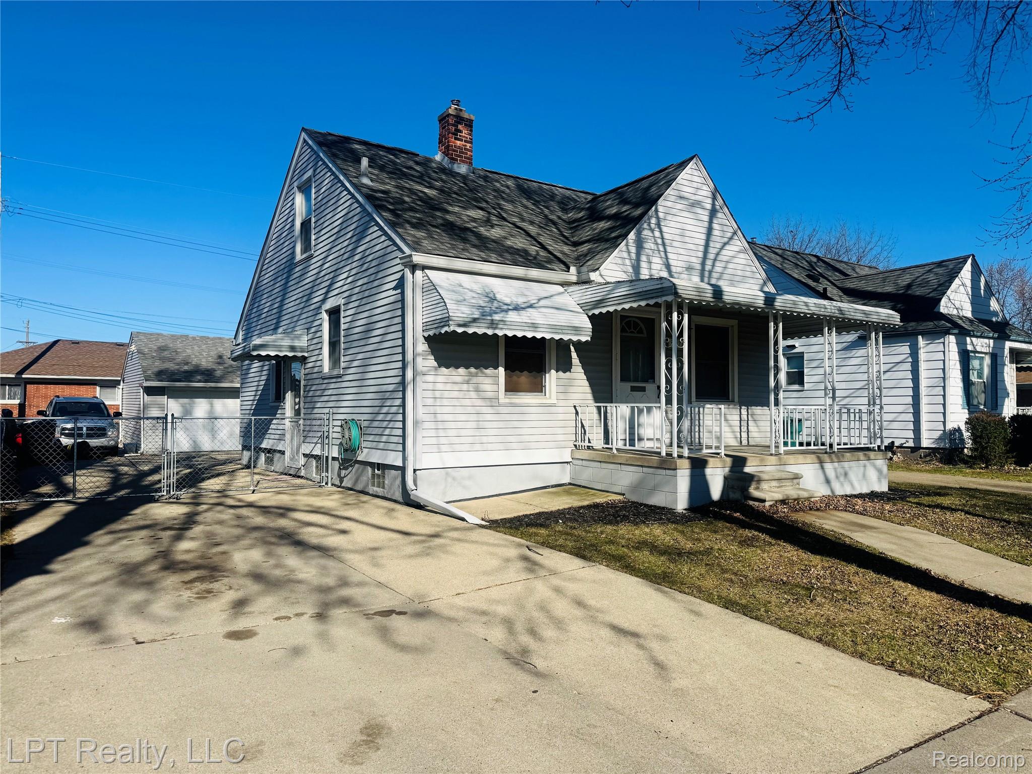 3078 Chandler Avenue