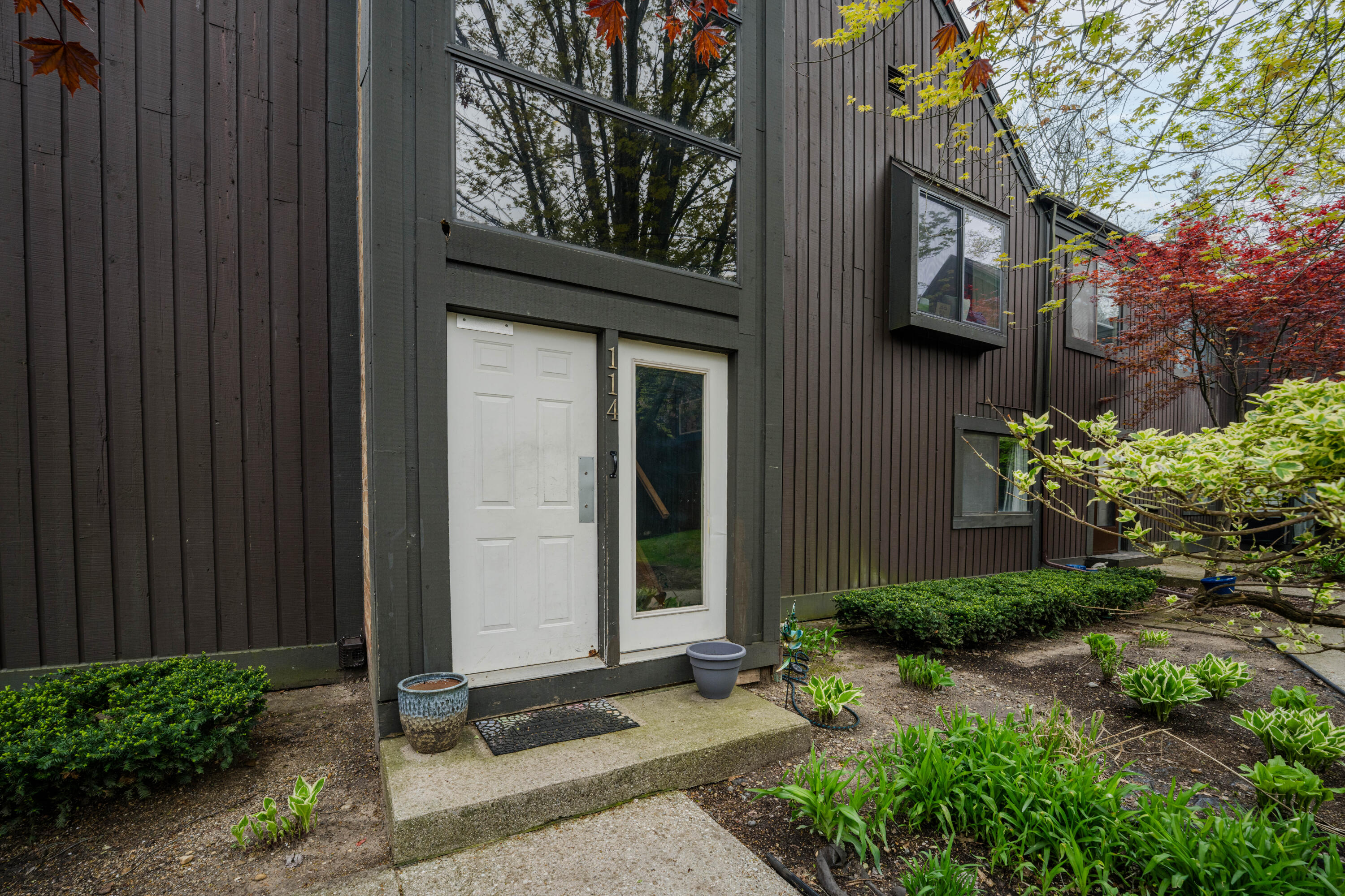114 Lanark Court C