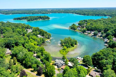 Tiny photo for 8218 N 37th Street, Ross Township, MI 49083 (MLS # 66026013483)