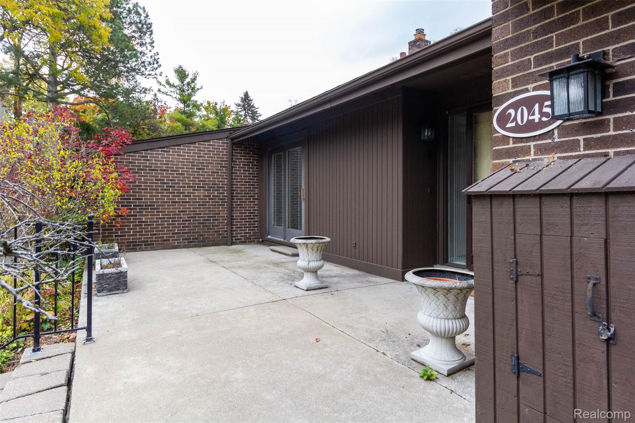 2045 Bordeaux Street