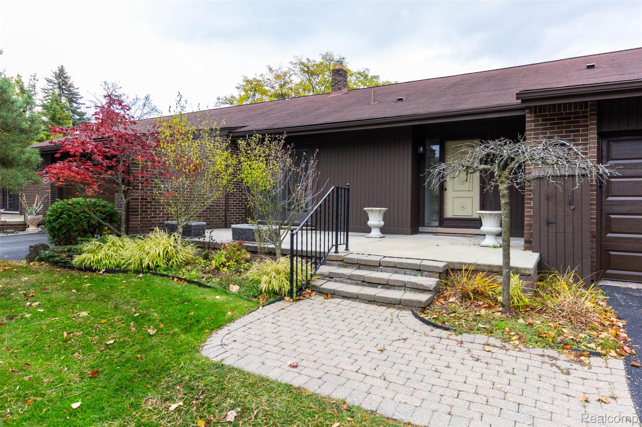 2045 Bordeaux Street