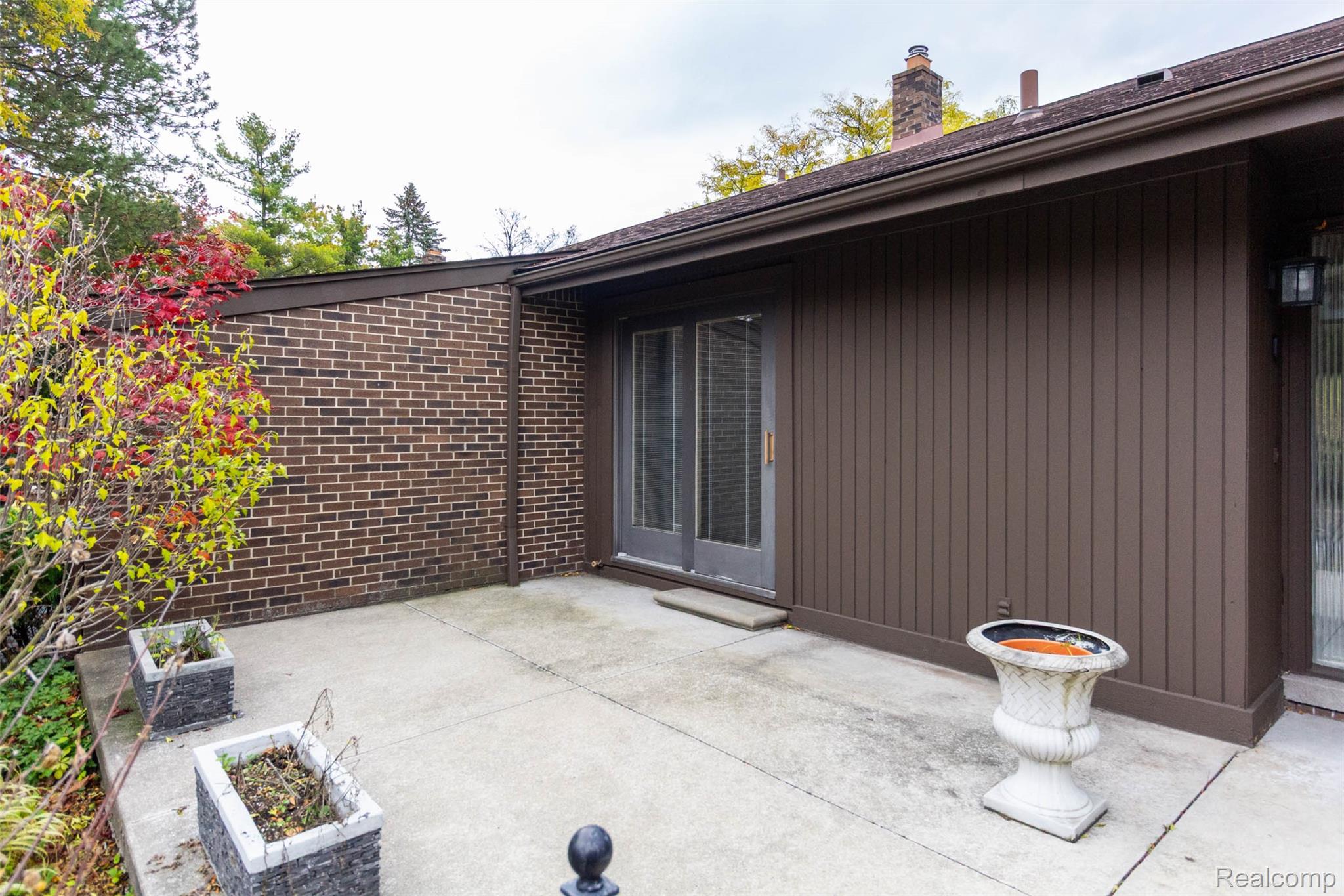 2045 Bordeaux Street