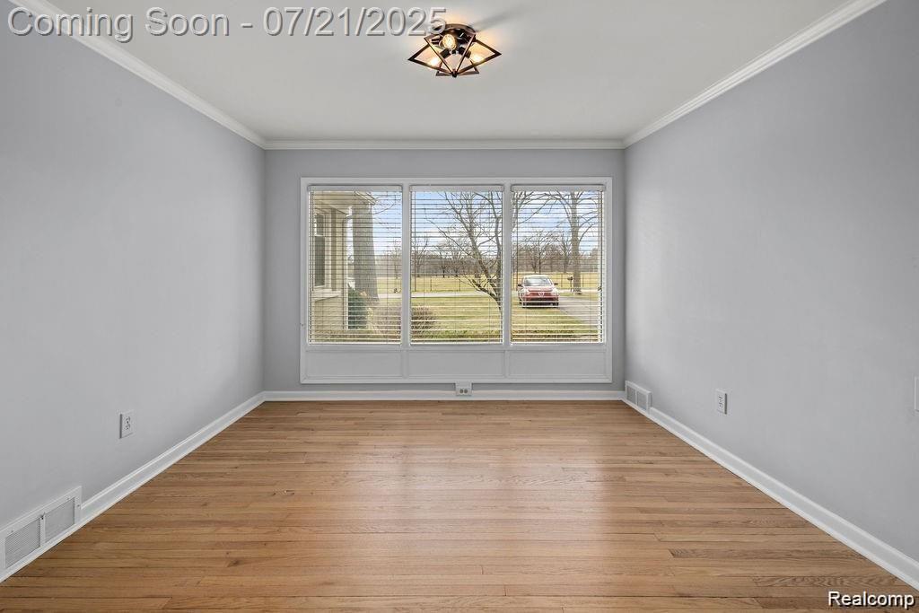 Birmingham City, Michigan 48009, United States, 2 Bedrooms Bedrooms, ,2 BathroomsBathrooms,Residential,Coming Soon,174264