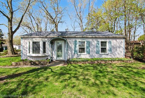 Photo of 3503 Minton Road, Orion Charter Township, MI 48359 (MLS # 20261027638)