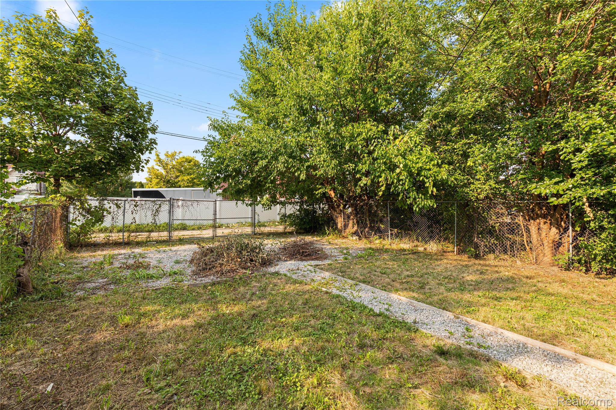 Detroit City, Michigan 48202, United States, 3 Bedrooms Bedrooms, ,1 BathroomBathrooms,Residential,Active,165668