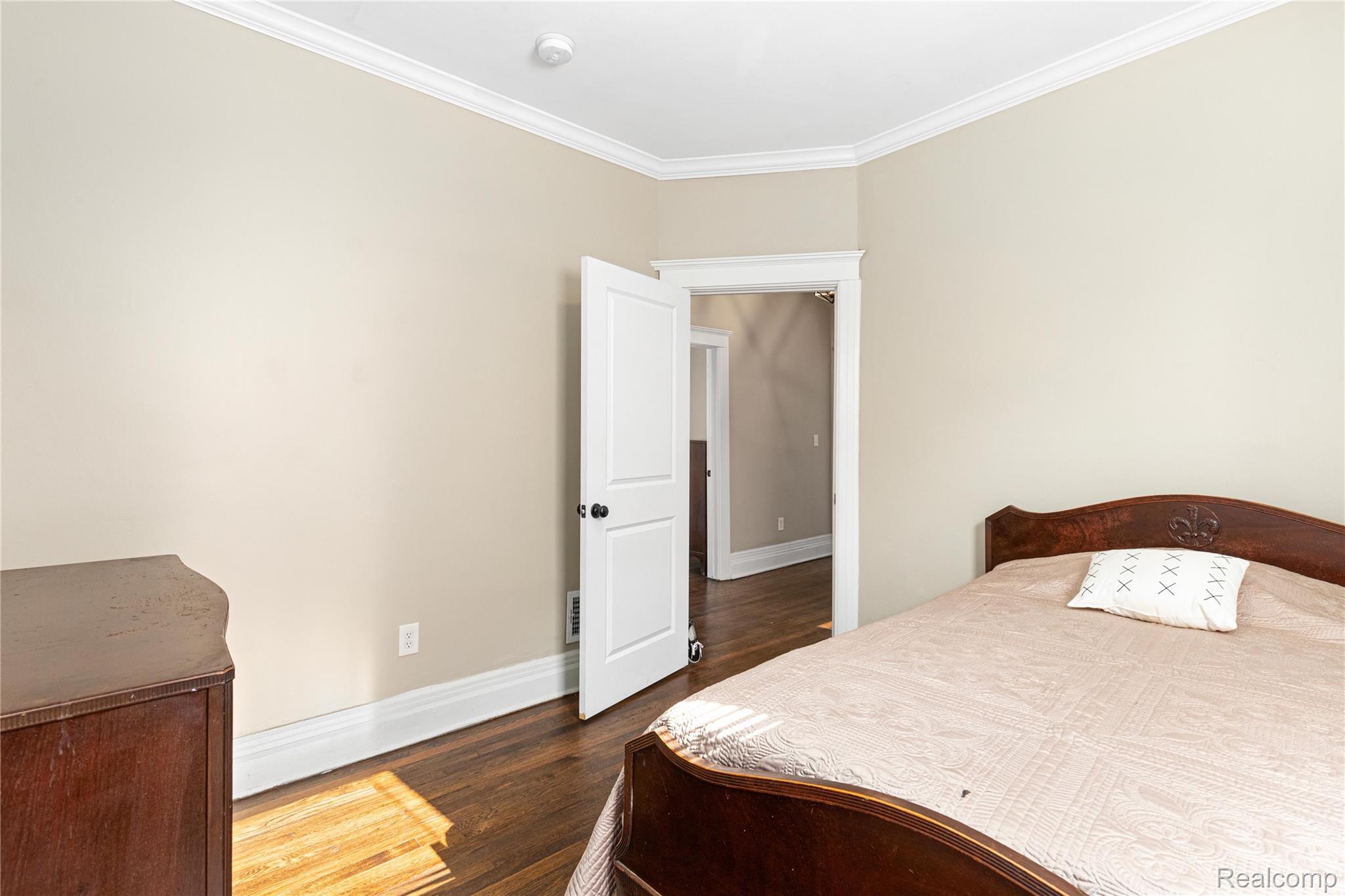 Detroit City, Michigan 48202, United States, 3 Bedrooms Bedrooms, ,1 BathroomBathrooms,Residential,Active,165668