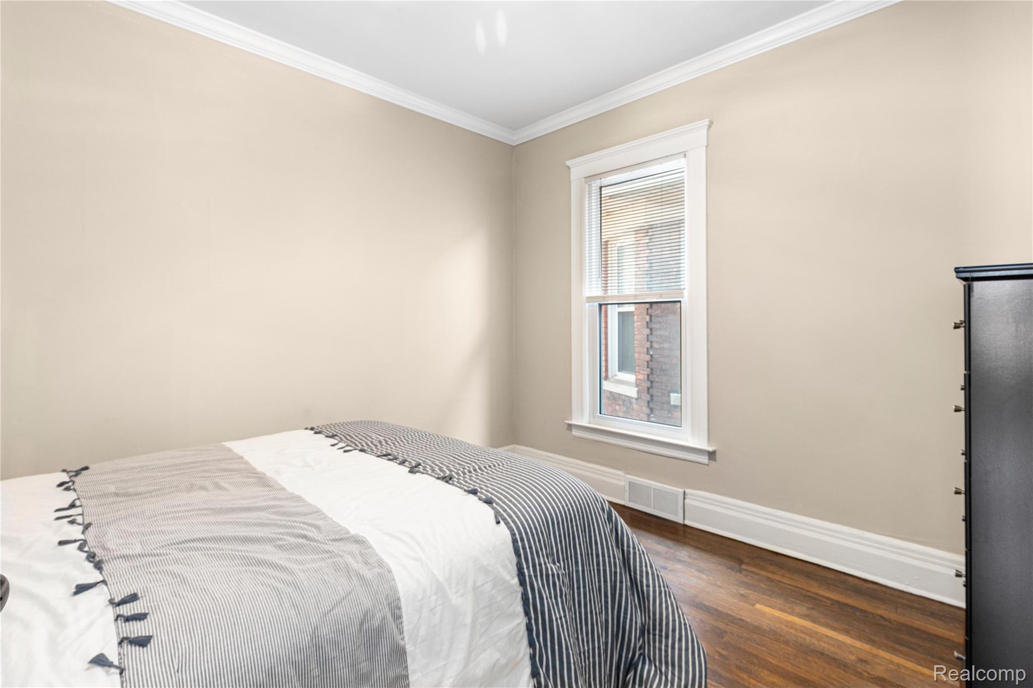 Detroit City, Michigan 48202, United States, 3 Bedrooms Bedrooms, ,1 BathroomBathrooms,Residential,Active,165668