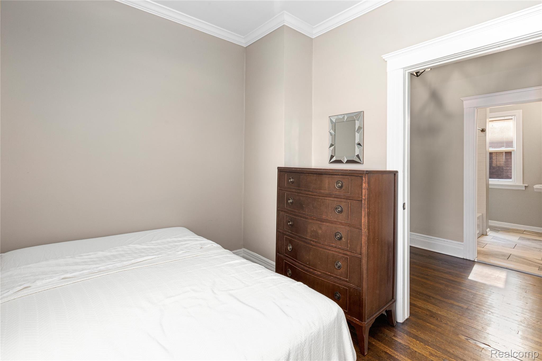 Detroit City, Michigan 48202, United States, 3 Bedrooms Bedrooms, ,1 BathroomBathrooms,Residential,Active,165668