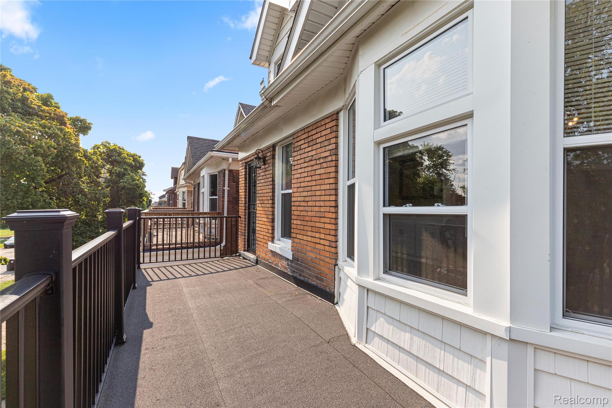 Detroit City, Michigan 48202, United States, 3 Bedrooms Bedrooms, ,1 BathroomBathrooms,Residential,Active,165668