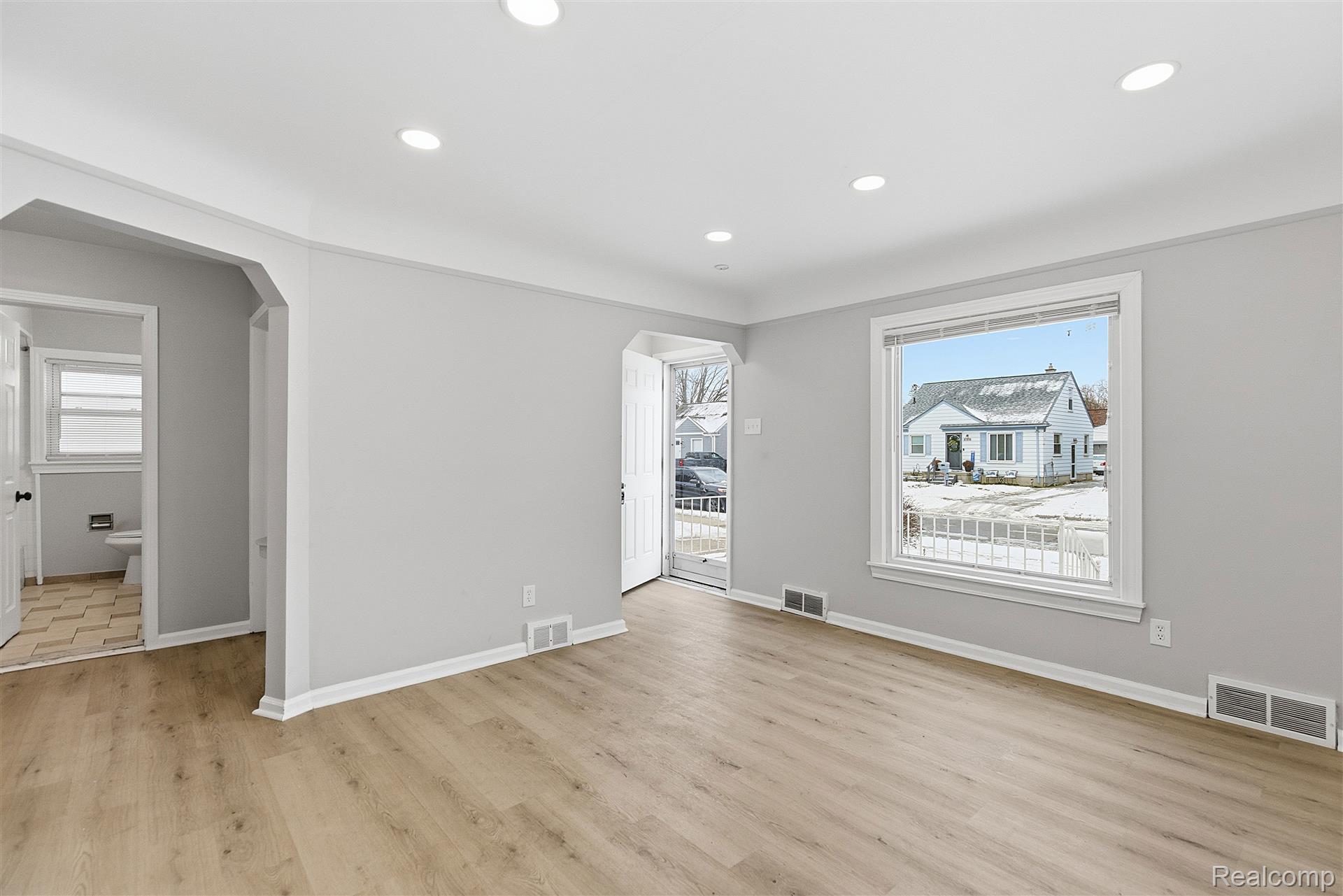 27550 Garfield Street