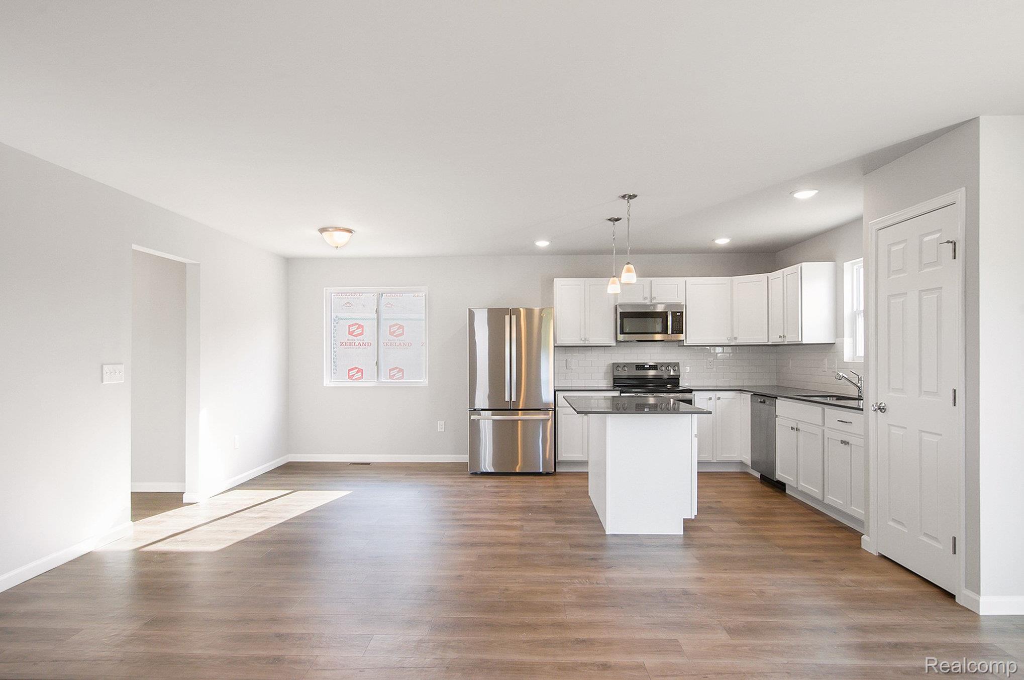 8377 Majestic Boulevard