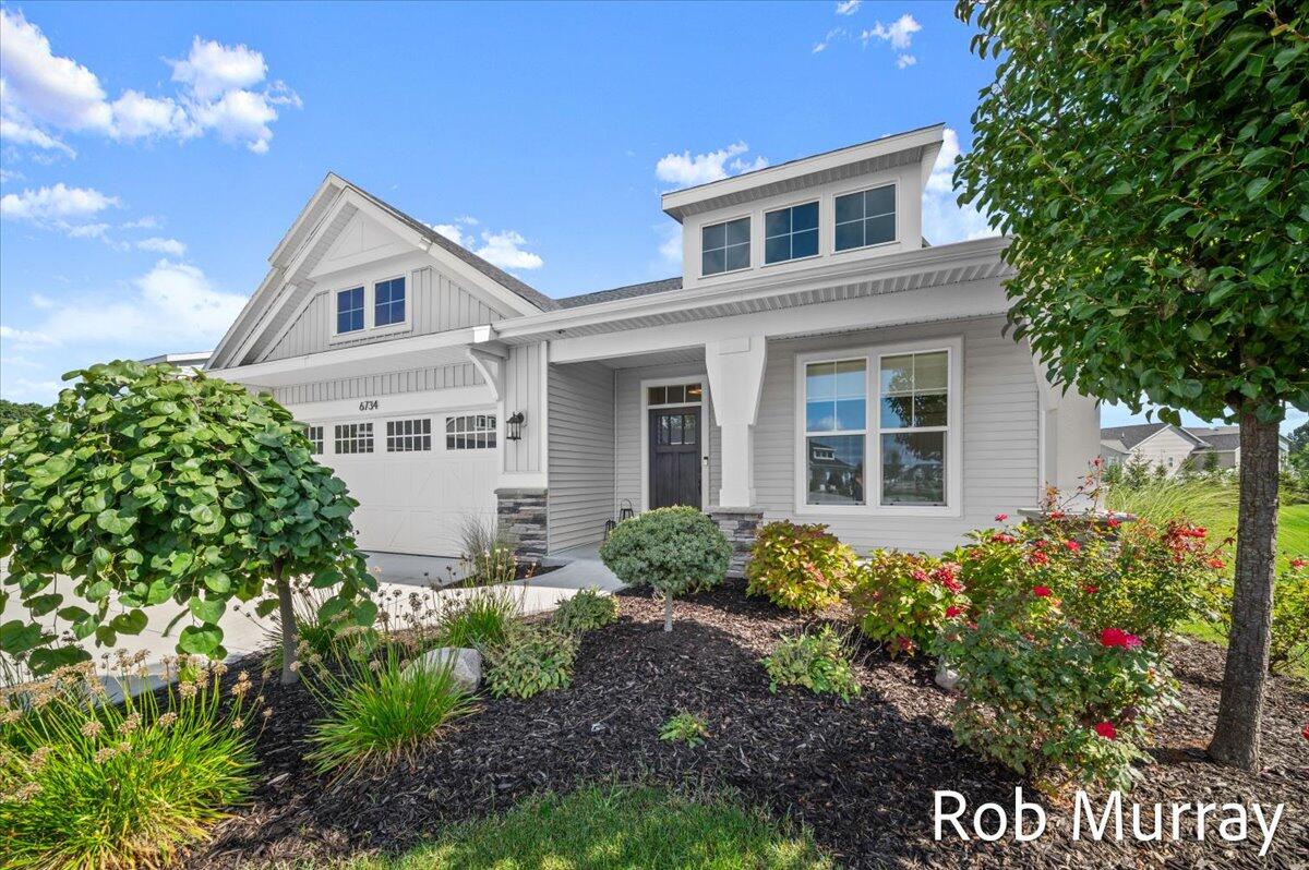 6734 Windsor Ridge Drive NE 6