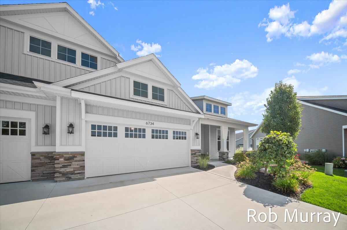 6734 Windsor Ridge Drive NE 6
