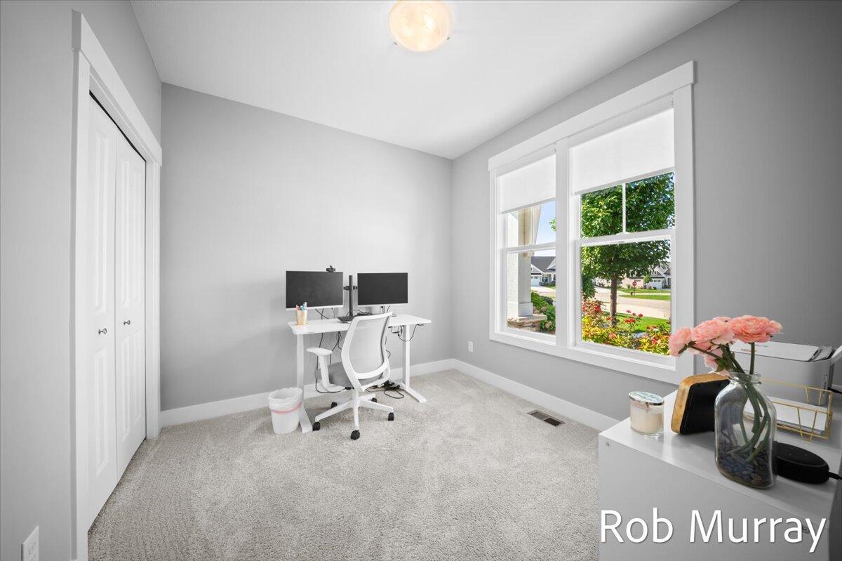 6734 Windsor Ridge Drive NE 6