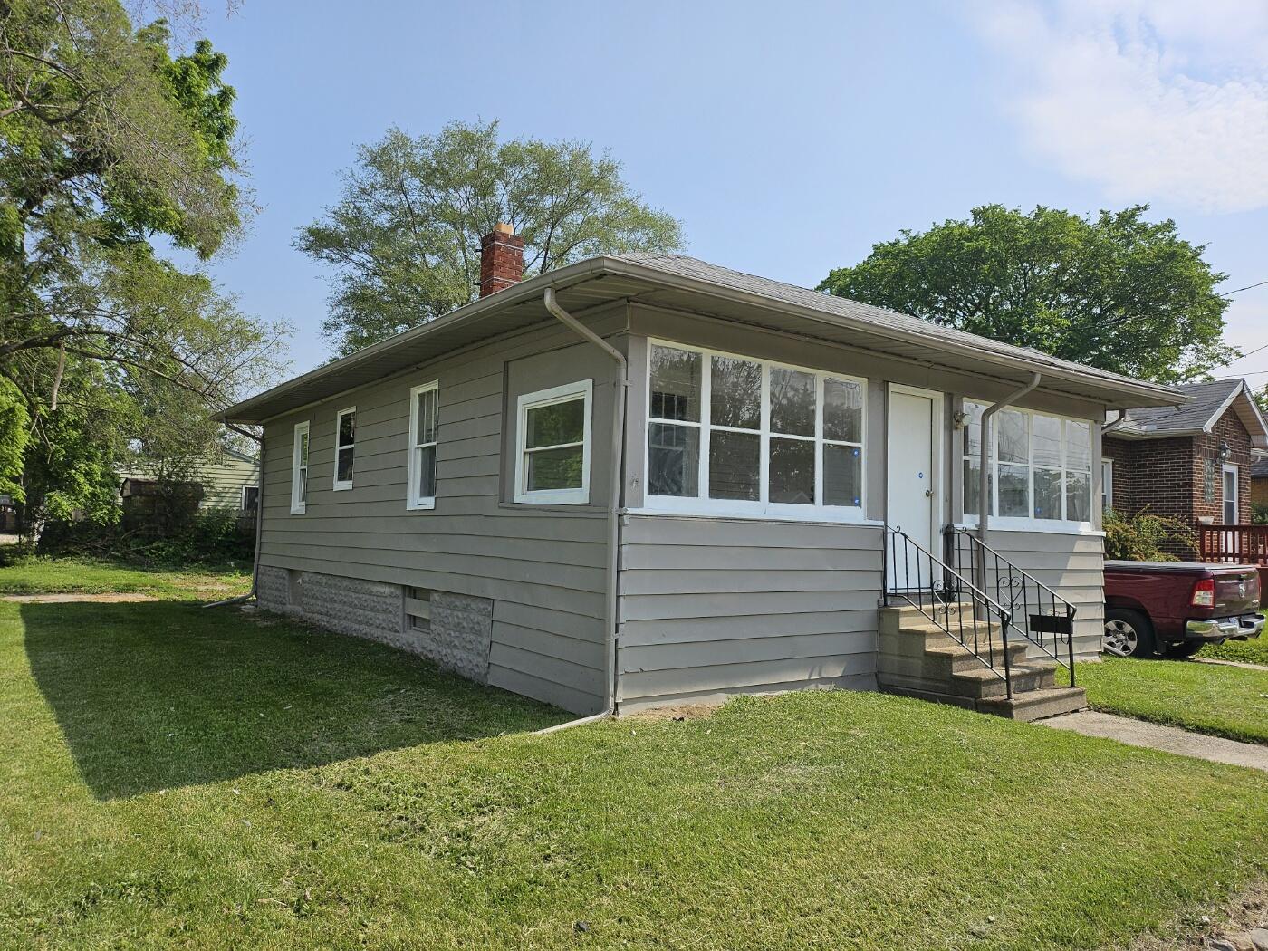 1102 W Atherton Road