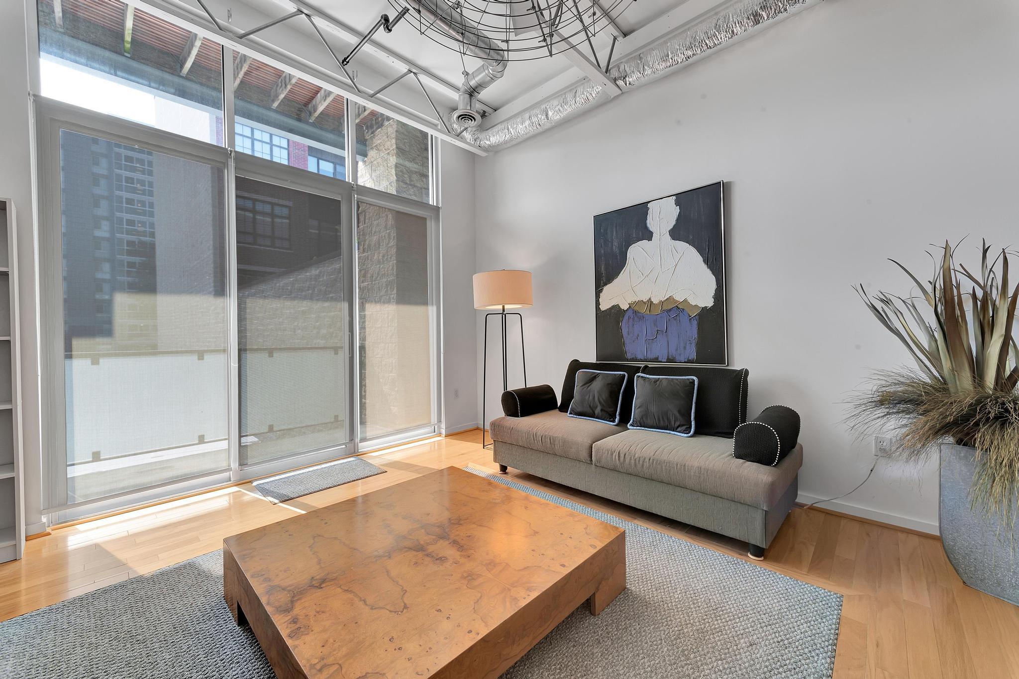 614 S Troy Street 109
