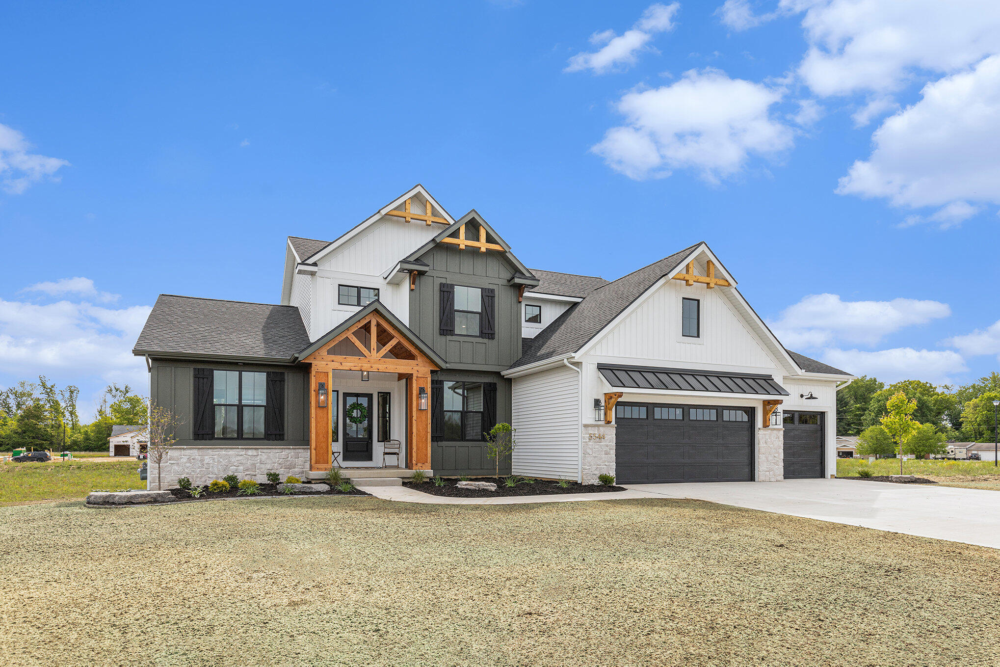 5544 Kingsfield Drive