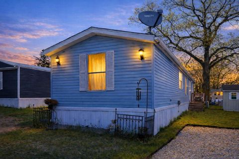 10845 Percy Lane 33 Morton Township MI 49332