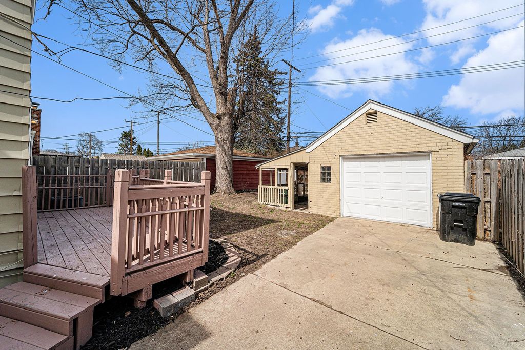 listing image 24