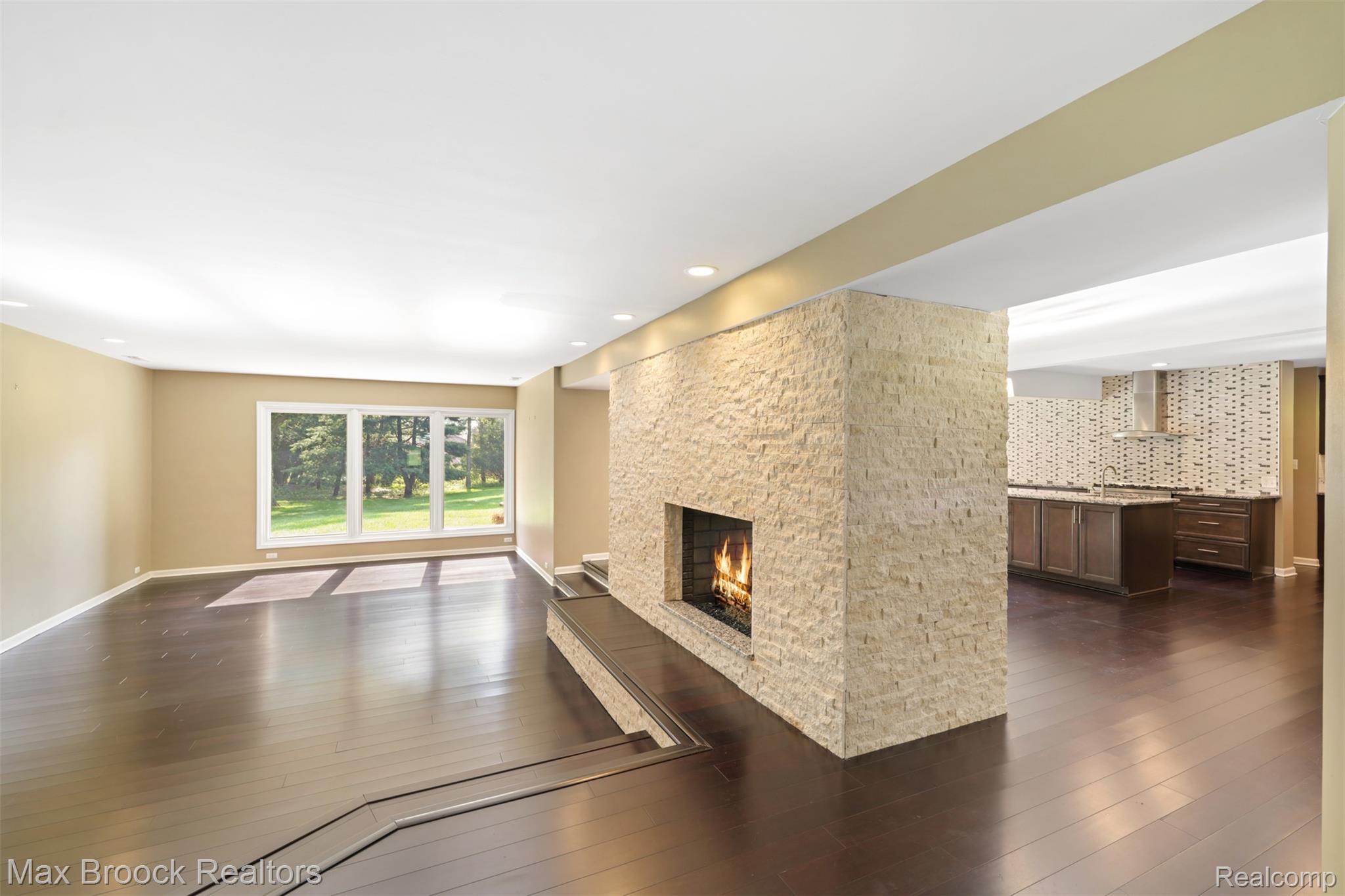 30500 Rosemond Drive