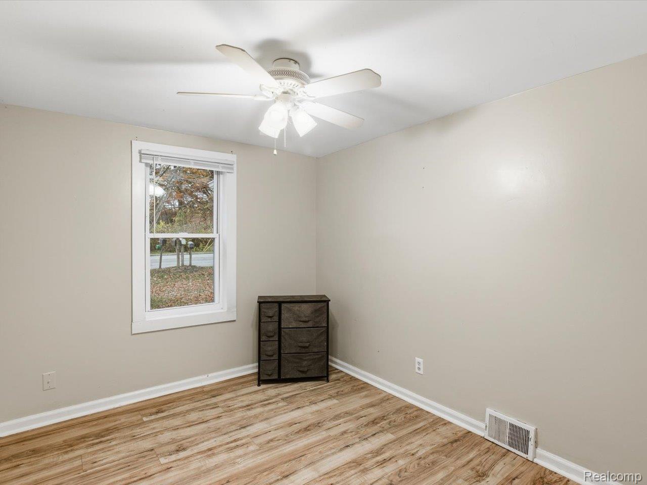 Fort Gratiot Charter Township, Michigan 48059, United States, ,Commercial,Active,241707