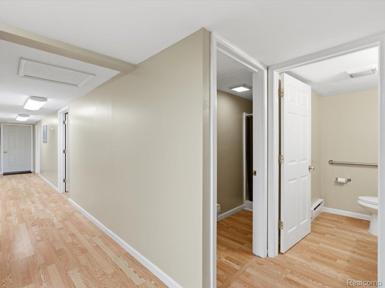 Fort Gratiot Charter Township, Michigan 48059, United States, ,Commercial,Active,241707