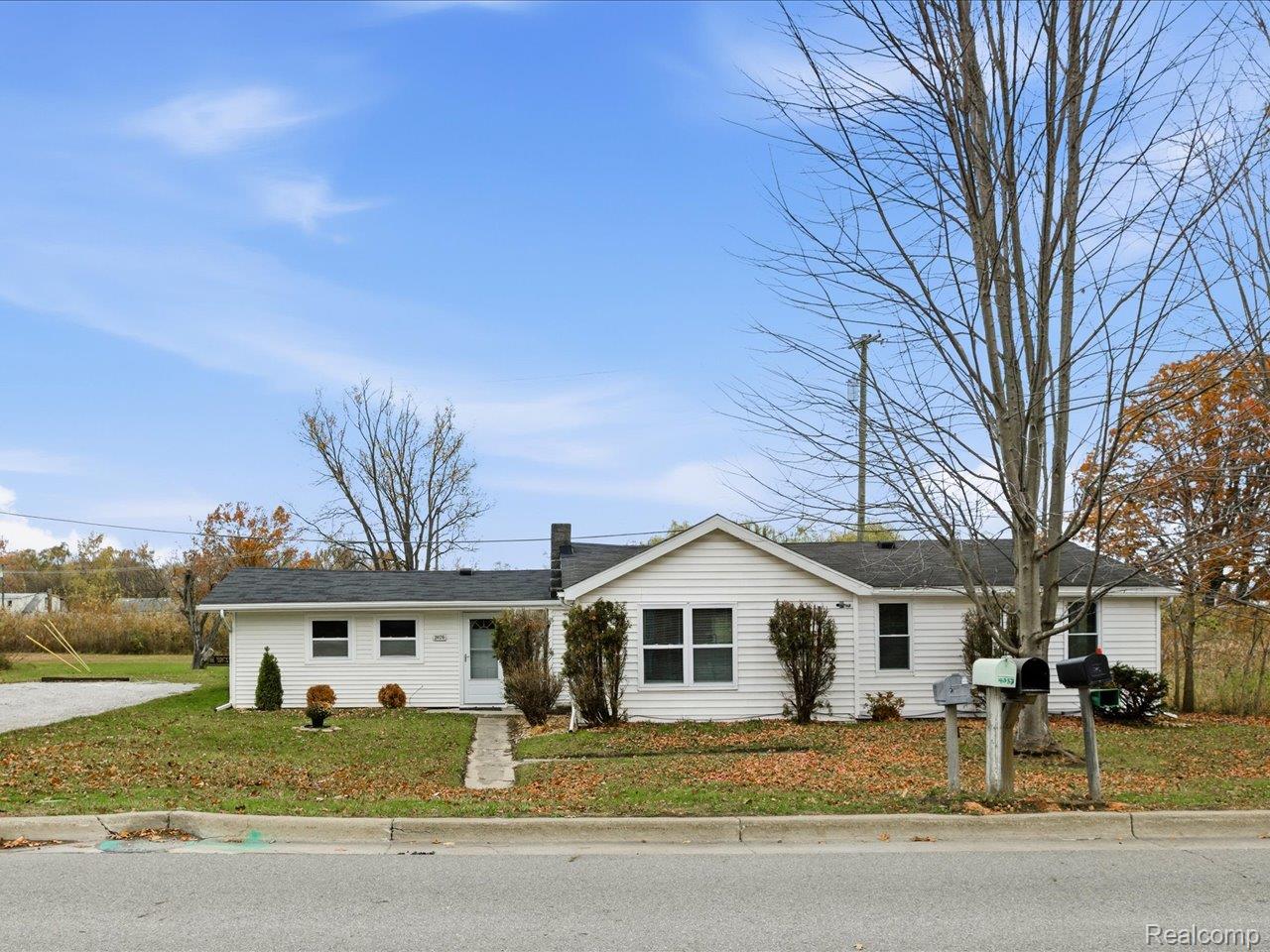 Fort Gratiot Charter Township, Michigan 48059, United States, ,Commercial,Active,241707