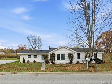 3076 Krafft Road Fort Gratiot Charter Township MI 48059