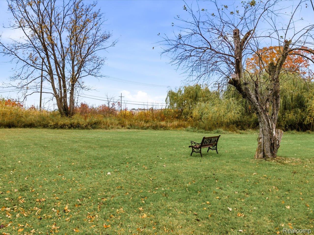 Fort Gratiot Charter Township, Michigan 48059, United States, ,Commercial,Active,241707