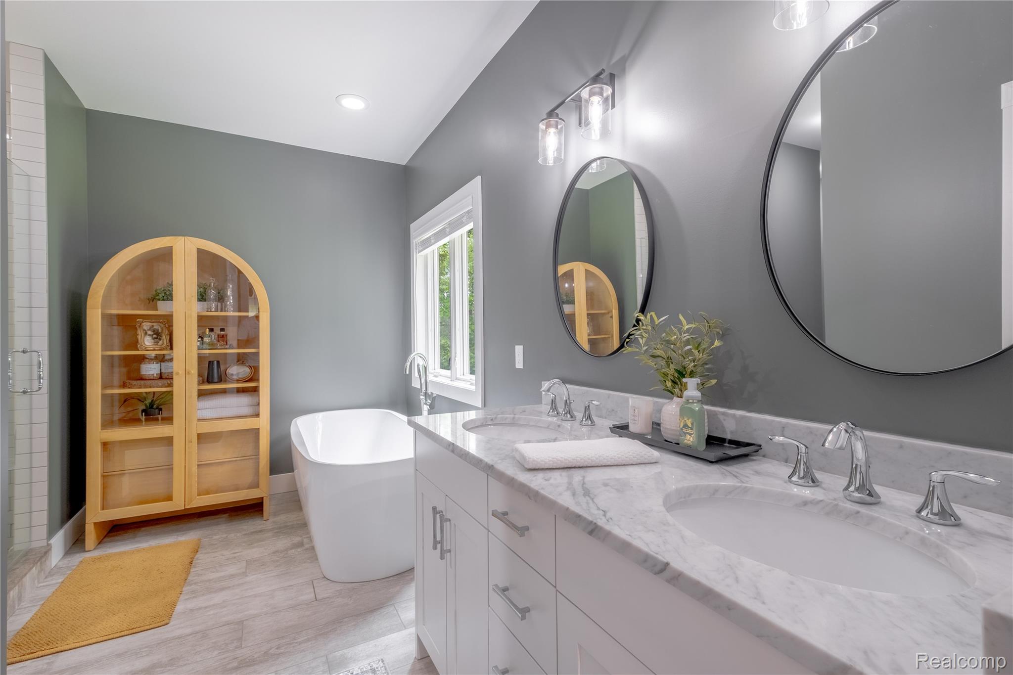 Tyrone Township, Michigan 48430, United States, 3 Bedrooms Bedrooms, ,3 BathroomsBathrooms,Residential,Active,149009