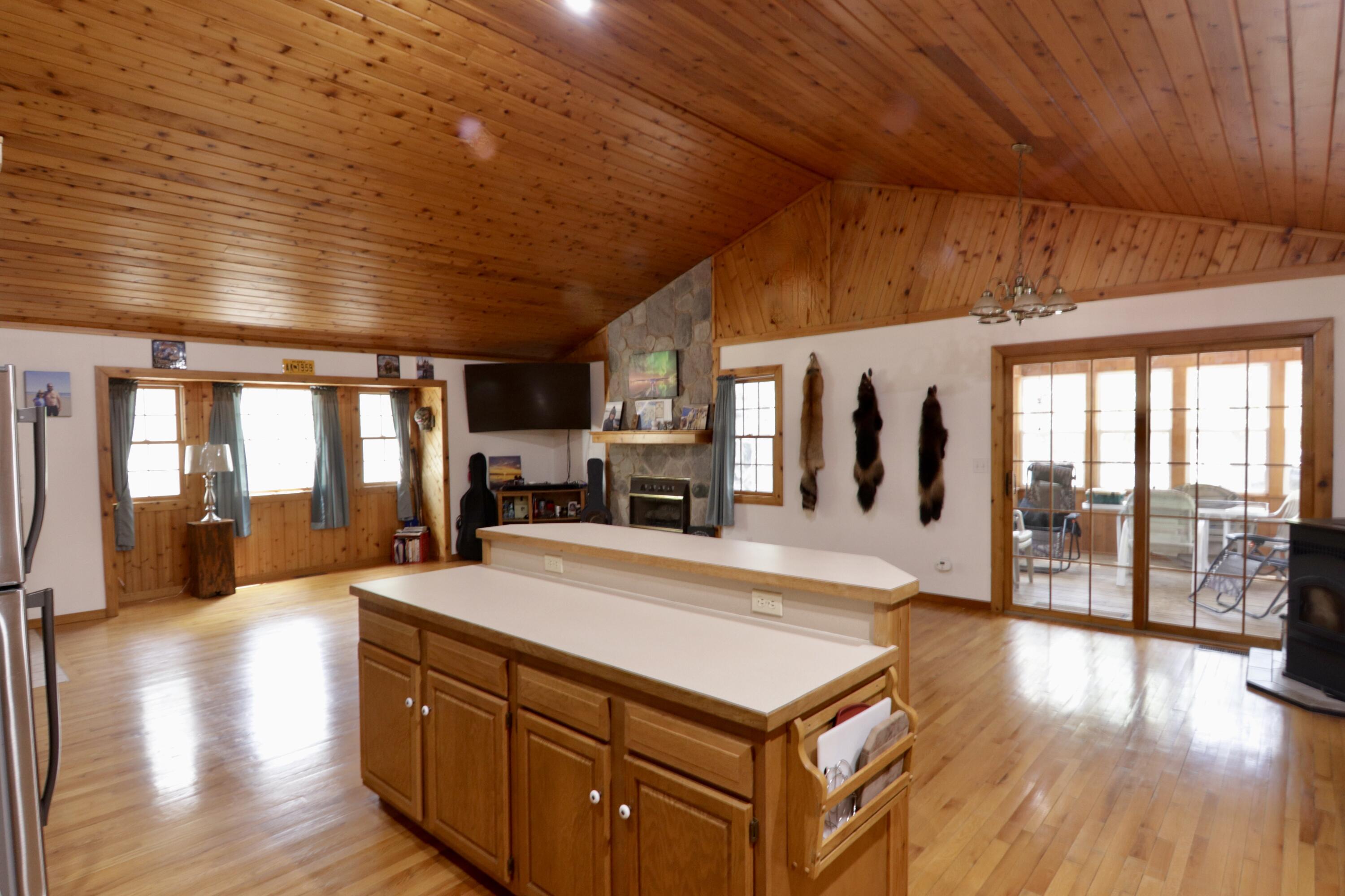 7312 W Echo Lake Drive