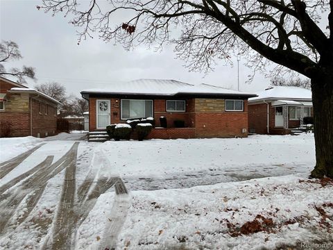 21650 Kipling Street Oak Park City MI 48237