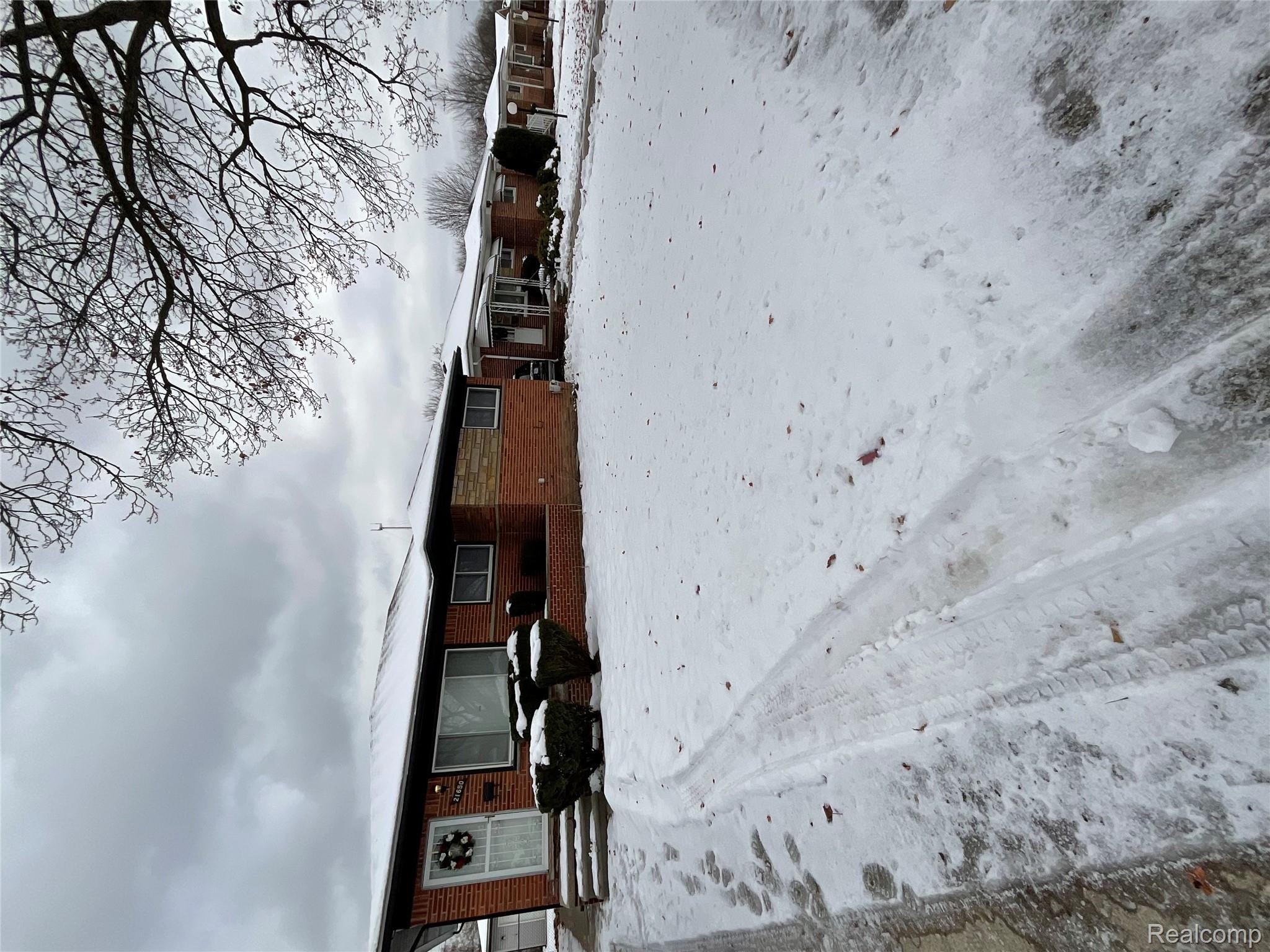 21650 Kipling Street